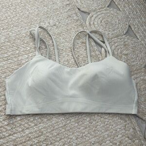Lululemon like a cloud bra size 8/10